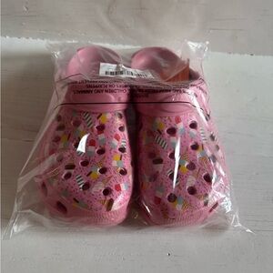 Dodow Summer Clogs Pink with Ice Cream Cones and Sprinkles. Size 37. US